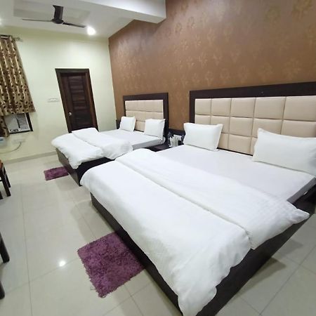 Mng Hotel Heritage Villa 坎普尔 外观 照片